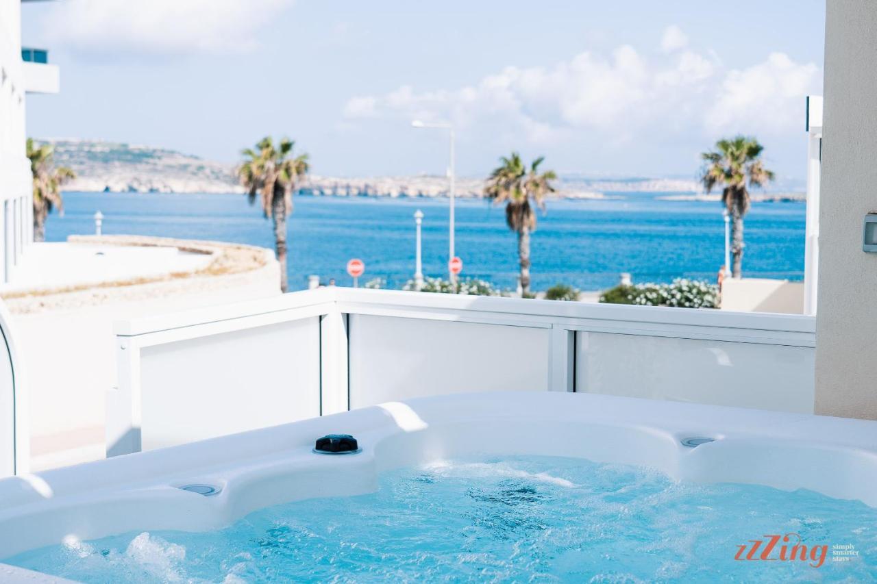 Stunning Holiday Villa With A Heated Jacuzzi St. Paul's Bay Dış mekan fotoğraf